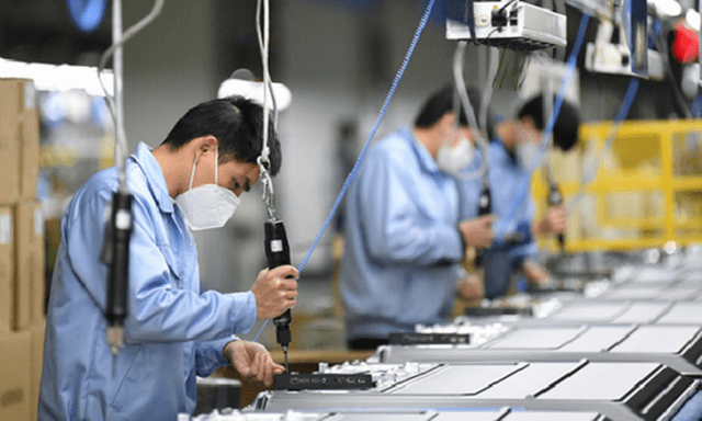 Người lao động làm thêm tối đa bao nhiêu tiếng?