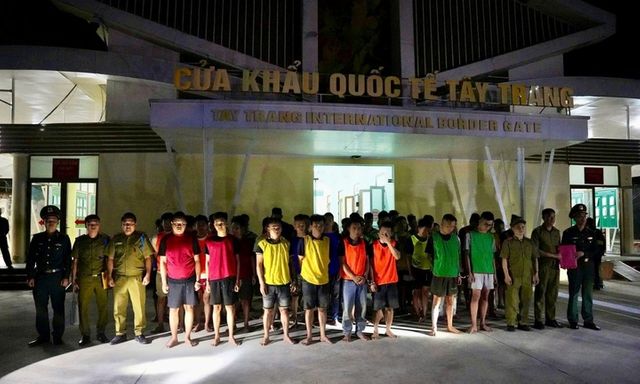 Triệt phá đường dây lừa đảo công nghệ cao xuyên quốc gia, bắt 55 đối tượng