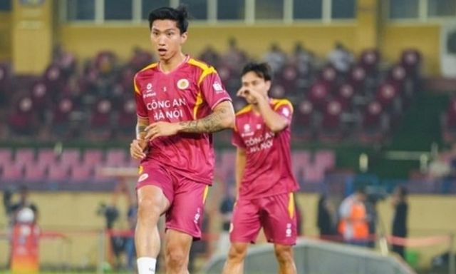Đoàn Văn Hậu bị treo giò tại vòng 19 V-League