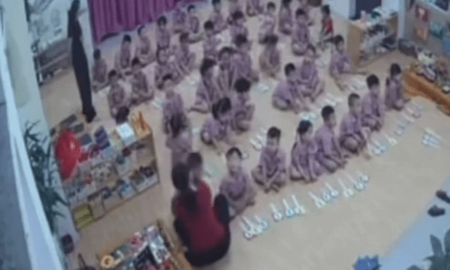Xác minh clip giáo viên mầm non nghi “tác động” vào đầu bé 5 tuổi ở Hà Tĩnh
