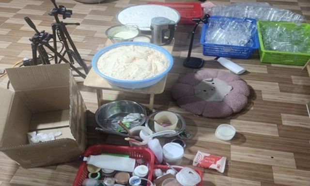 Cô gái 27 tuổi sản xuất 