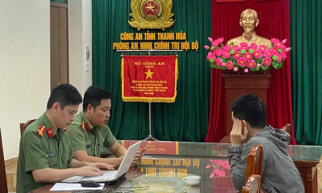 Bị cuộc gọi đòi nợ làm phiền, người đàn ông chuyển cuộc gọi sang đường dây nóng của công an