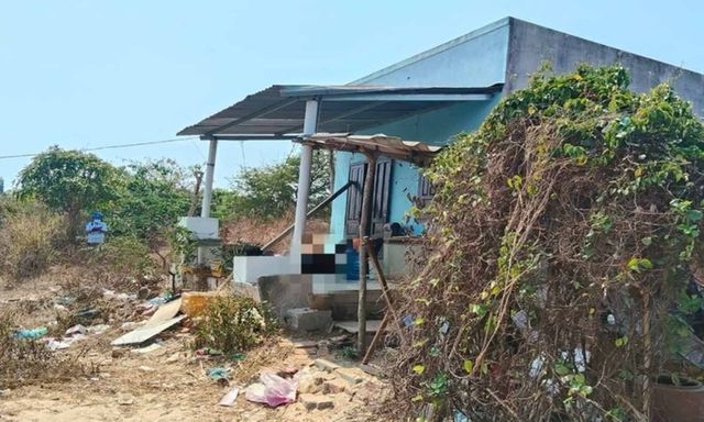 Tin tức thời sự 24h: Người đàn ông tử vong trước nhà 3 ngày mới được phát hiện