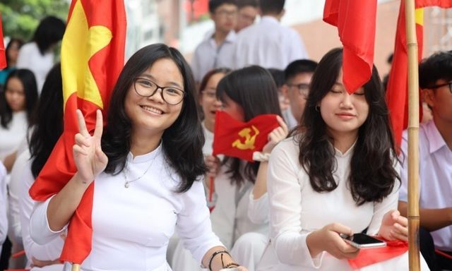 Tin tức giáo dục: Bộ GD&ĐT ban hành Khung năng lực ngoại ngữ mới của Việt Nam, áp dụng từ 31/5