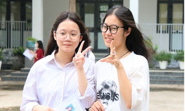 Gần 130.000 học sinh đăng ký thi vào lớp 10 công lập năm học 2026-2027 ở Hà Nội