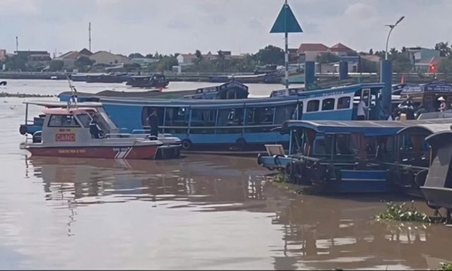 Tìm thấy thi thể 2 người rơi xuống sông sau bữa tiệc sinh nhật trên tàu du lịch