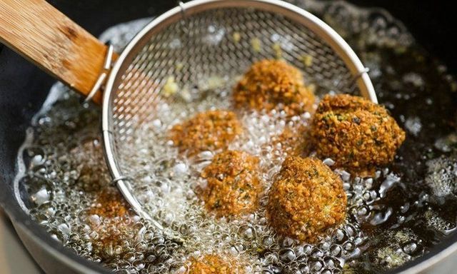 Những món ăn sáng phổ biến là 