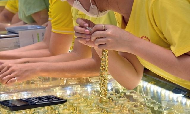 Giá vàng hôm nay (23/4): Vàng SJC và nhẫn đồng loạt giảm