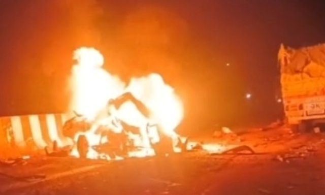 Xe tải hỏng phanh gây tai nạn liên hoàn, ít nhất 11 người thiệt mạng