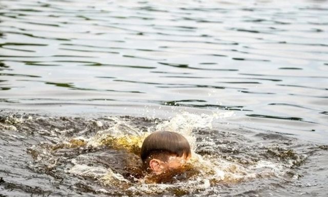 Ra suối tắm, hai cháu bé tử vong thương tâm