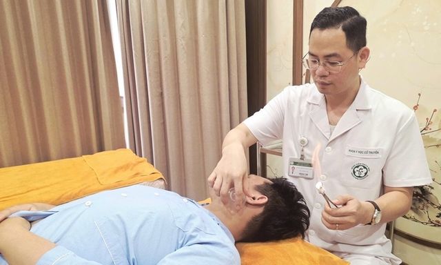 Ngủ dậy sau đêm hè nóng nực, nam sinh viên kinh hoàng phát hiện mình bị 