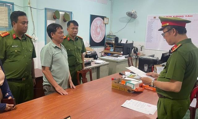 Tin pháp luật nổi bật 24h qua: Danh tính đối tượng vận chuyển trai tai tượng, vảy tê tê Java, da trăn, mật kỳ đà, mật trăn trị giá hơn 20 tỷ đồng