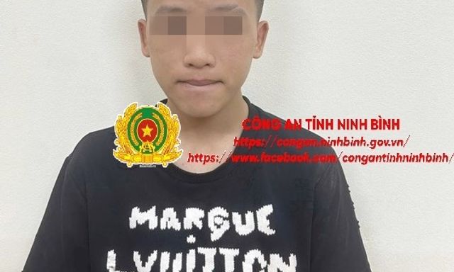 Bắt nóng đối tượng cướp điện thoại Iphone 7 của tài xế xe ôm