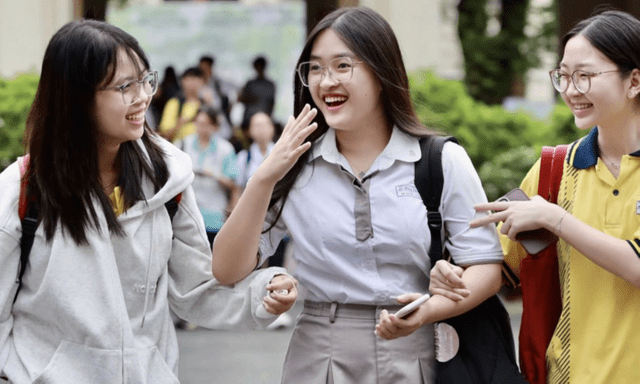 Tính đến 17h ngày 3/5, hơn 1,2 triệu thí sinh đã đăng ký dự thi tốt nghiệp THPT 2026