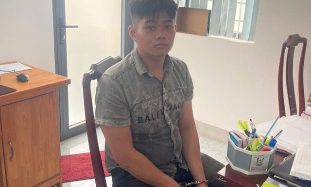 Tin pháp luật nổi bật 24h qua: Tạm giữ 2 đối tượng tàng trữ trái phép vũ khí quân dụng