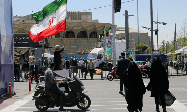 Tổng thống Trump cảnh báo có thể tái khởi động lại các cuộc tấn công Iran