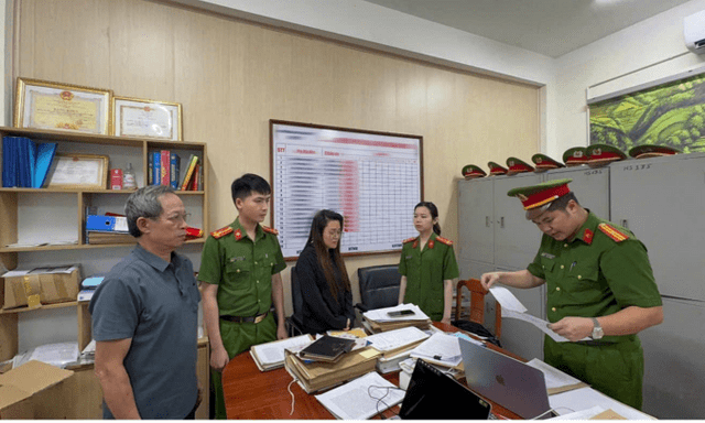 Mánh khóe tham ô tài sản của nữ quản lý cửa hàng ở Hưng Yên
