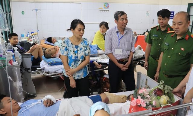 Sức khỏe của cán bộ công an bị thương khi làm nhiệm vụ ở Hà Nội