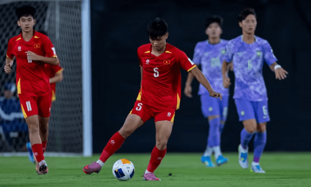 U17 Việt Nam đánh rơi chiến thắng trước U17 Hàn Quốc trong những phút cuối