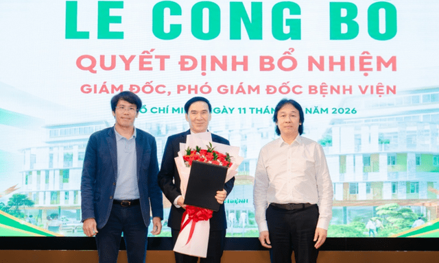 Tin tức giáo dục 24h: Hiệu trưởng một trường đại học làm giám đốc bệnh viện