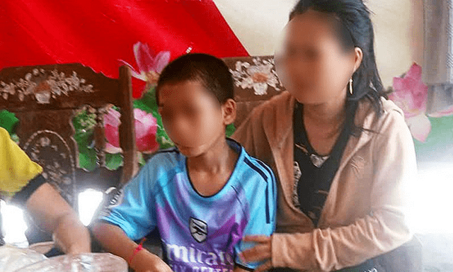 Vụ nam sinh lớp 6 khóc cầu cứu, nghi bị cha và mẹ kế bạo hành: Người thân tiết lộ chi tiết đau lòng