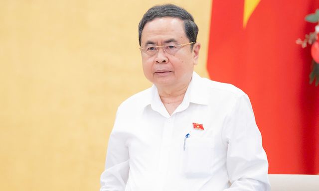 Chủ tịch Quốc hội ký ban hành các nghị quyết về nhân sự