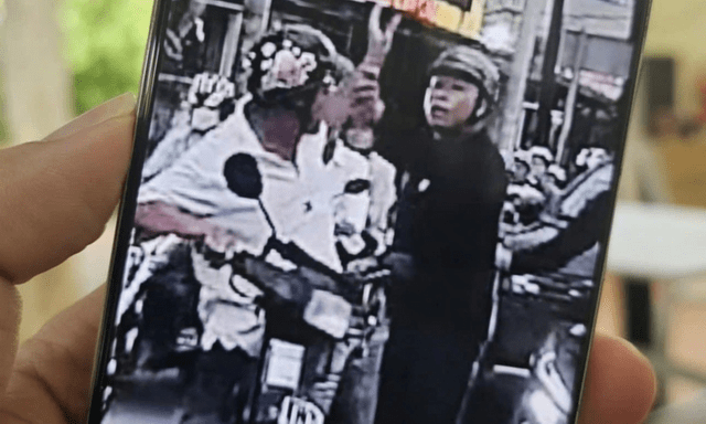 Xác minh clip người đàn ông chở thùng bia bị thanh niên đấm liên tiếp vào mặt ở TP.HCM