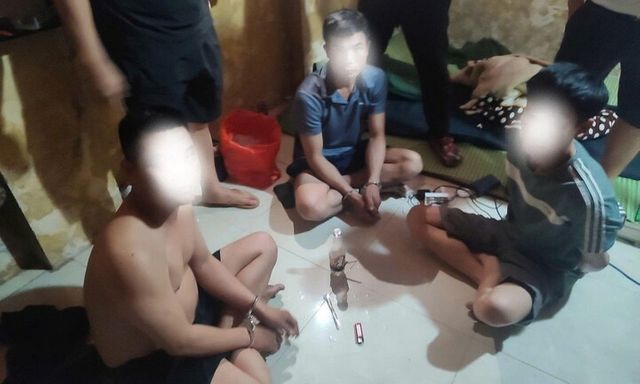 Khởi tố 3 đối tượng tổ chức sử dụng ma túy tại khu trọ ở Hưng Yên