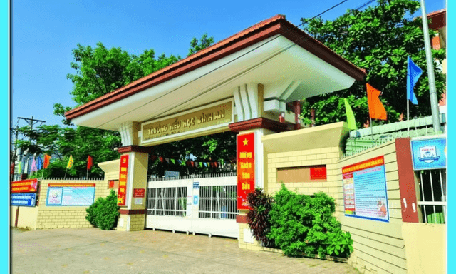 Vụ học sinh lớp 1 bị bạn đánh hội đồng ở TP.HCM: Chủ tịch UBND phường nói gì?