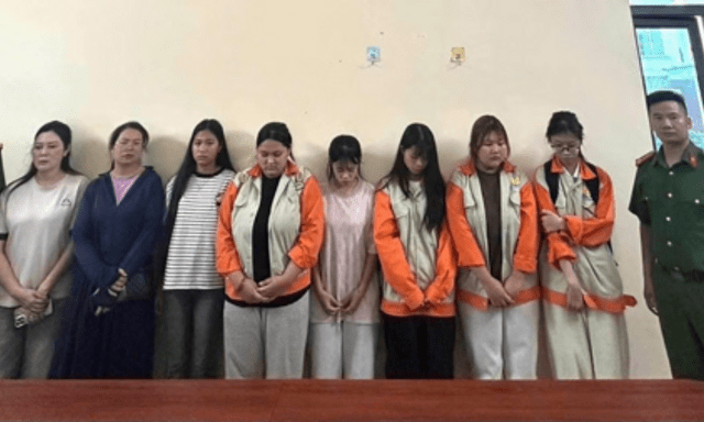 Triệu tập nhóm liên quan vụ nữ sinh bị đánh hội đồng tại Cao đẳng Việt Xô số 1
