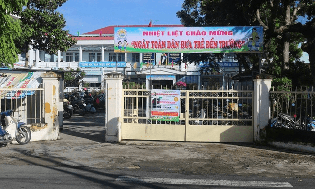 Vụ nghi ngộ độc tại trường học ở Đồng Tháp: Số ca nhập viện tăng, 2 trường hợp diễn biến nặng