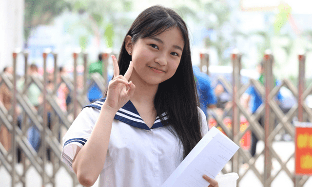 Đề thi Văn lớp 10 chuyên Khoa học xã hội và Nhân văn hôm nay (23/5/2026)
