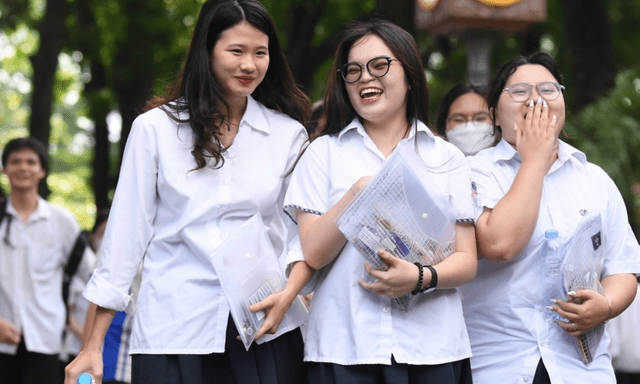 Tin tức giáo dục 24h: Trường THPT đầu tiên ở Hà Nội công bố điểm thi lớp 10 năm 2026