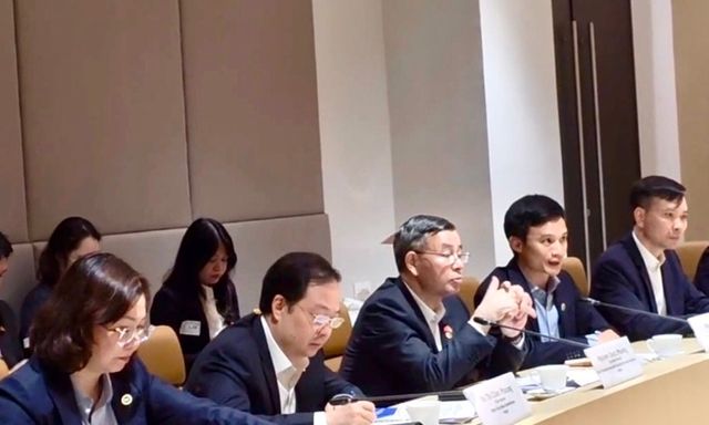Bộ Tài chính Việt Nam - Singapore thúc đẩy hợp tác phát triển thị trường vốn, nâng hạng chứng khoán