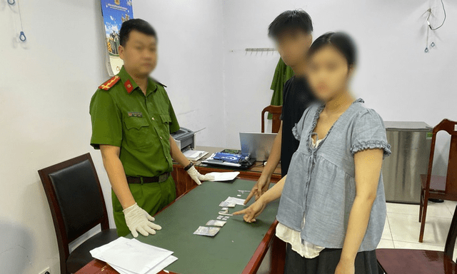 Tin pháp luật nổi bật 24h qua: Công an ở TP.HCM bắt đôi nam nữ sau khi 1 tài xế dương tính với ma túy