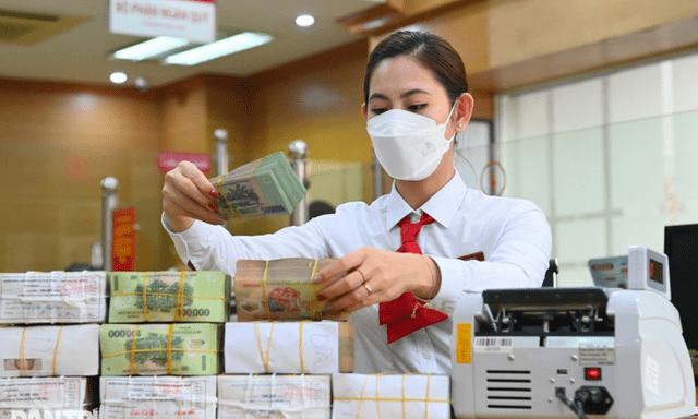 Tin thị trường 24h: Loạt ngân hàng Agribank, VietinBank AMC, BIDV thông báo và tìm đơn vị đấu giá khoản nợ xấu