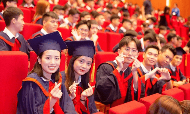 Tin tức giáo dục 24h: Bộ GD&ĐT đề xuất cho phép sinh viên bảo lưu kết quả học tập để khởi nghiệp
