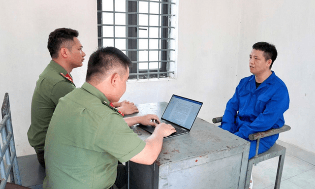 Bóc gỡ đường dây tiêu thụ hàng trăm khẩu súng ngụy trang dưới tên gọi “súng thông bồn cầu”
