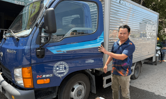 Lần thứ 2 trong tháng 6 nắng nóng vượt 40 độ C, tài xế nơm nớp nỗi lo 