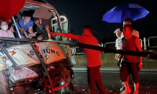 Hiện trường vụ tai nạn liên hoàn trên cao tốc Tuyên Quang- Phú Thọ, nhiều người bị thương