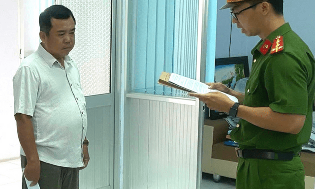 Nguyên Hiệu trưởng Trường Cao đẳng nghề Kiên Giang cùng 2 cấp dưới bị khởi tố