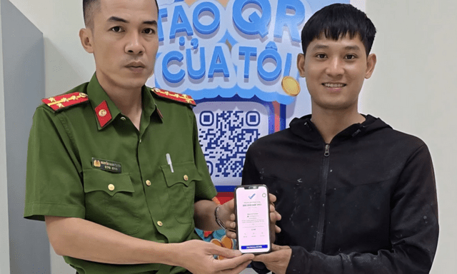 Tin tức thời sự 24h: Người phụ nữ đột quỵ nhận lại 300 triệu chuyển khoản nhầm