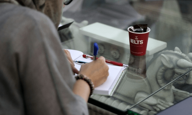 Tin tức giáo dục 24h: Chấm sai 63.000 bài thi IELTS, Cambridge bị phạt nặng