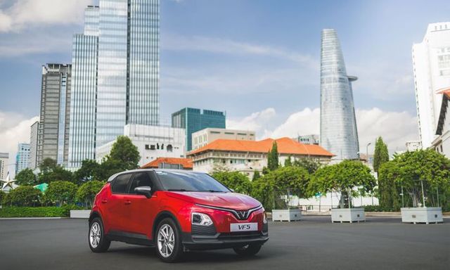 Mua xe 0 đồng, chi phí “0 lo”: VinFast VF 5 giải bài toán tài chính cho cả cá nhân lẫn dịch vụ