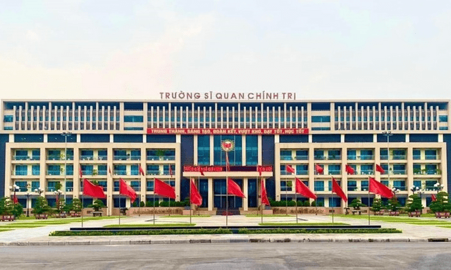 Biến động điểm chuẩn Trường Sĩ quan Chính trị trong 3 năm qua