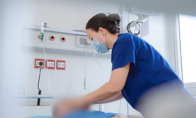 Vinmec Phú Quốc cứu sống cụ bà 92 tuổi mắc nhiễm khuẩn huyết, suy hô hấp cấp nguy kịch