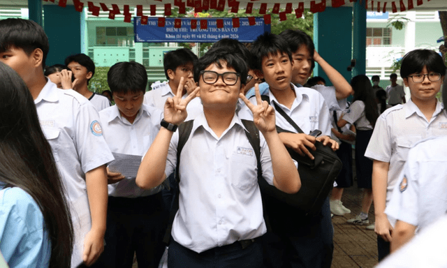 TP.HCM công bố 11 thí sinh có điểm thi lớp 10 cao nhất: Lộ diện gương mặt xuất sắc nhất kỳ thi năm nay