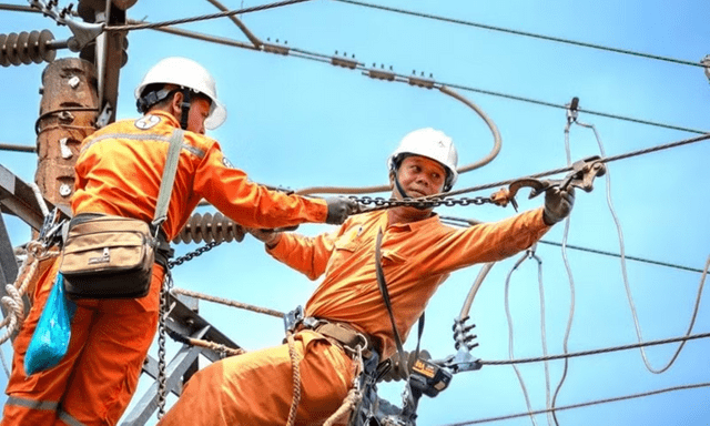 Phụ tải điện quốc gia lập kỷ lục mới sau những ngày miền Bắc nóng 