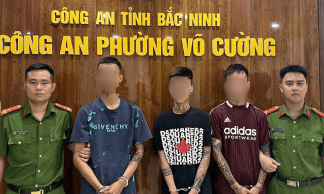Bắt nhóm thiếu niên gây liên tiếp 5 vụ cướp, cướp giật trong đêm