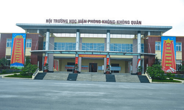 Biến động điểm chuẩn Học viện Phòng không - Không quân 3 năm gần đây